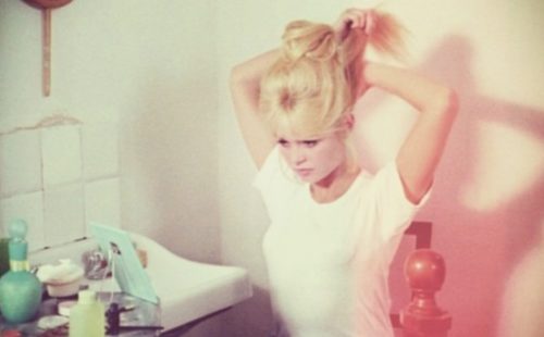 Kindness Creates Love & Avoids Arguments 