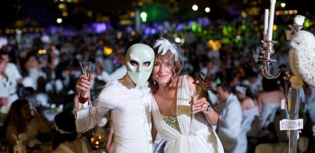 An Enchanted Dinner en Blanc